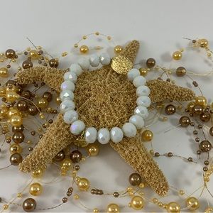 Vintage JS Collections Opalescent Beaded Bracelet